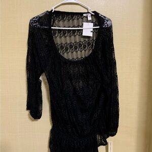 Cute black top for a night out!